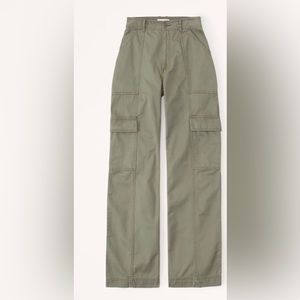Abercrombie Relaxed Utility Pants. Size 27 Regular. Green. Never worn, NWT.